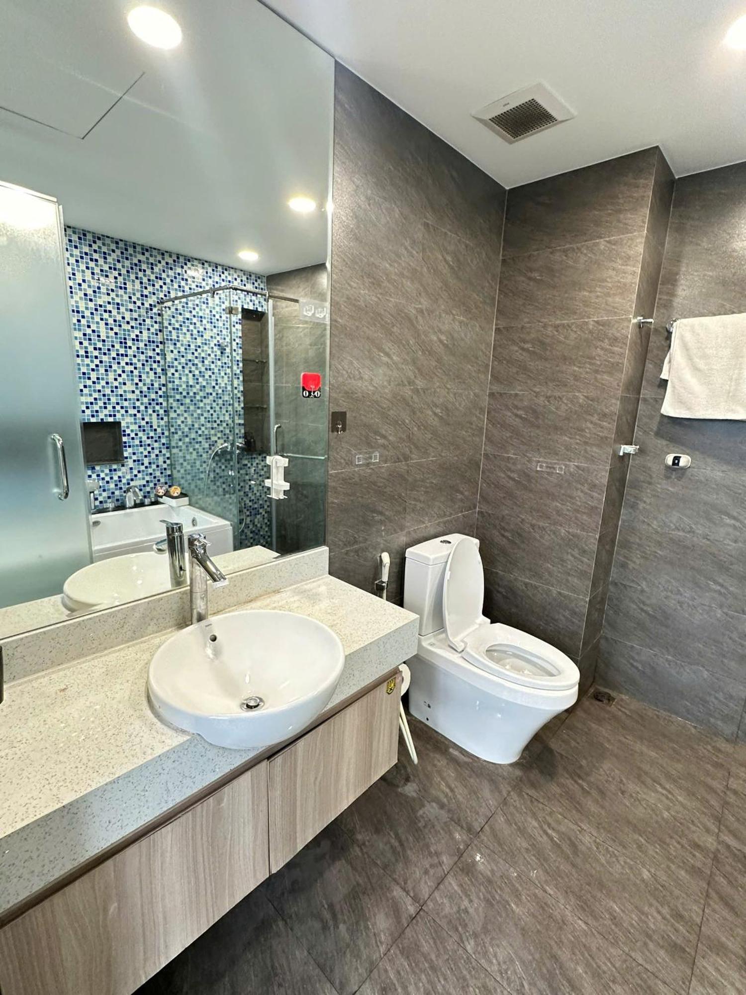 Luxe Paradise Residence Truc Bach ฮานอย ภายนอก รูปภาพ